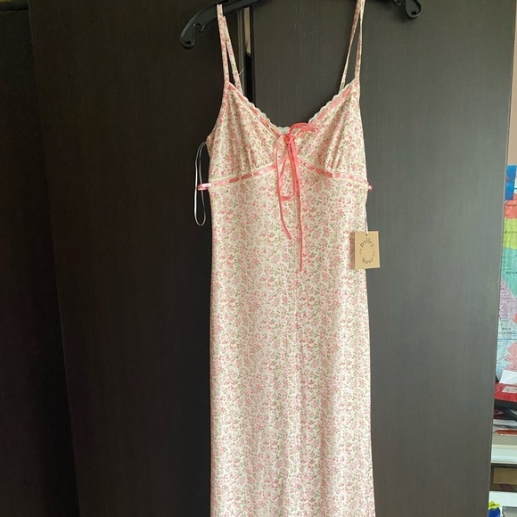 bailey rose mesh Floral Pink Maxi Dress maxi size S - Picture 1 of 7